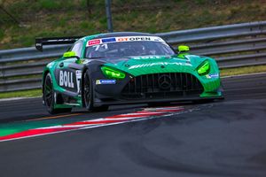 Mansell-Götz (Motopark Mercedes) start their fight back in free practice at the Hungaroring